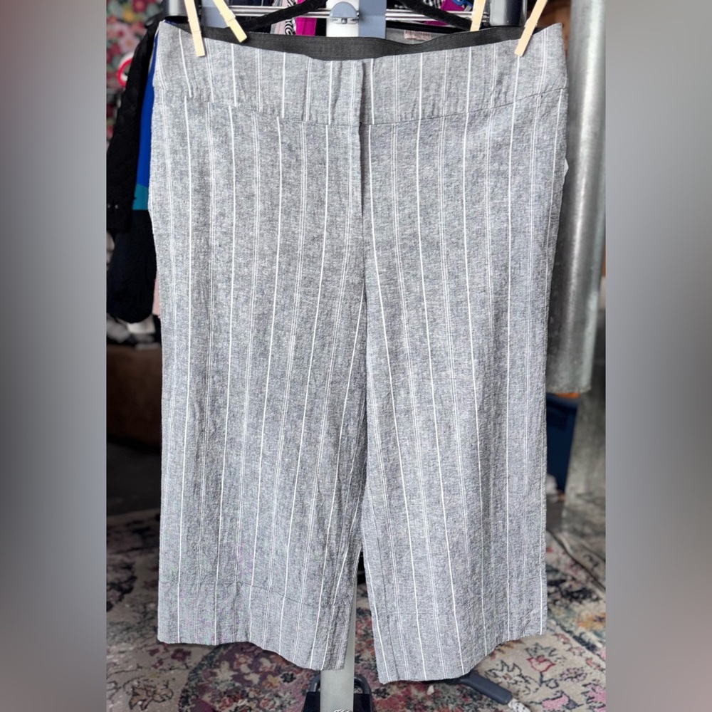 Lane Bryant Gray Pinstripe Wide Leg Pull-On Pants